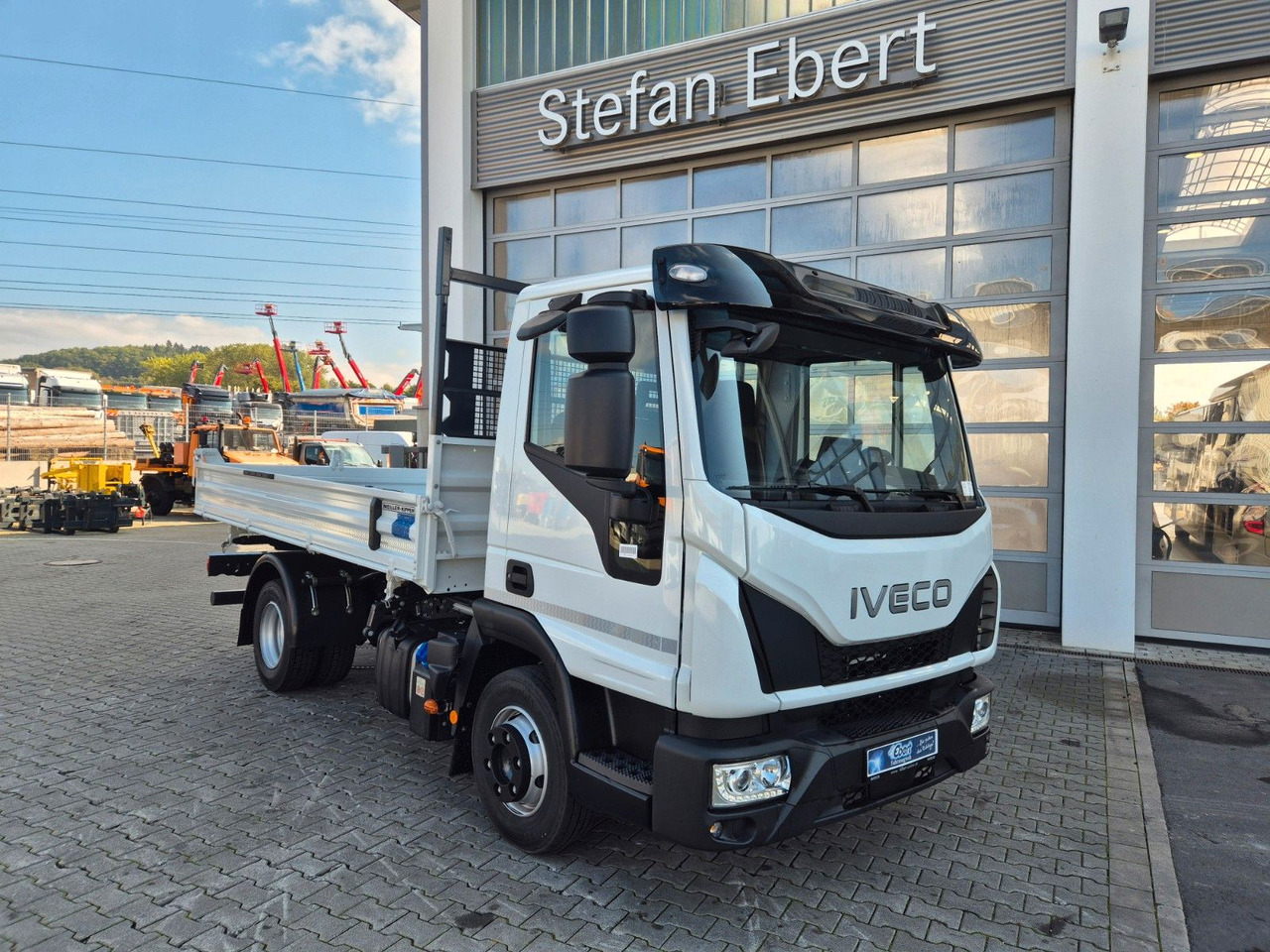 Iveco Eurocargo ML80E21 Meiller 2x AHK 3 Sitze Klima - Mali kamion kiper: slika Iveco Eurocargo ML80E21 Meiller 2x AHK 3 Sitze Klima - Mali kamion kiper Iveco Eurocargo ML80E21 Meiller 2x AHK 3 Sitze Klima - Mali kamion kiper: slika Iveco Eurocargo ML80E21 Meiller 2x AHK 3 Sitze Klima - Mali kamion kiper