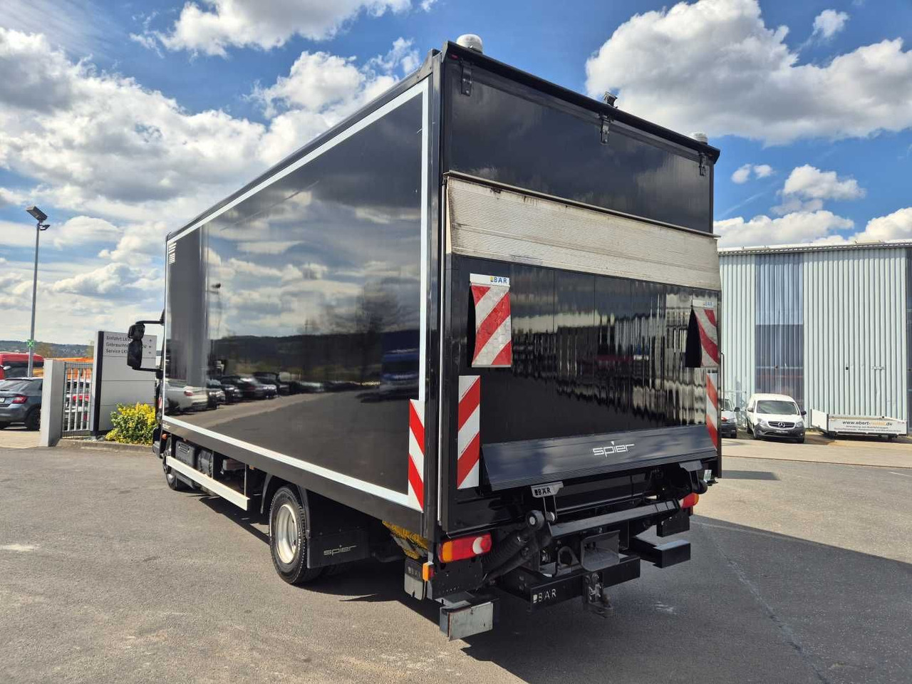 Iveco Eurocargo ML80E21/P LBW Bär 1.500kg 2x AHK - Dostavno vozilo sa zatvorenim sandukom: slika Iveco Eurocargo ML80E21/P LBW Bär 1.500kg 2x AHK - Dostavno vozilo sa zatvorenim sandukom Iveco Eurocargo ML80E21/P LBW Bär 1.500kg 2x AHK - Dostavno vozilo sa zatvorenim sandukom: slika Iveco Eurocargo ML80E21/P LBW Bär 1.500kg 2x AHK - Dostavno vozilo sa zatvorenim sandukom