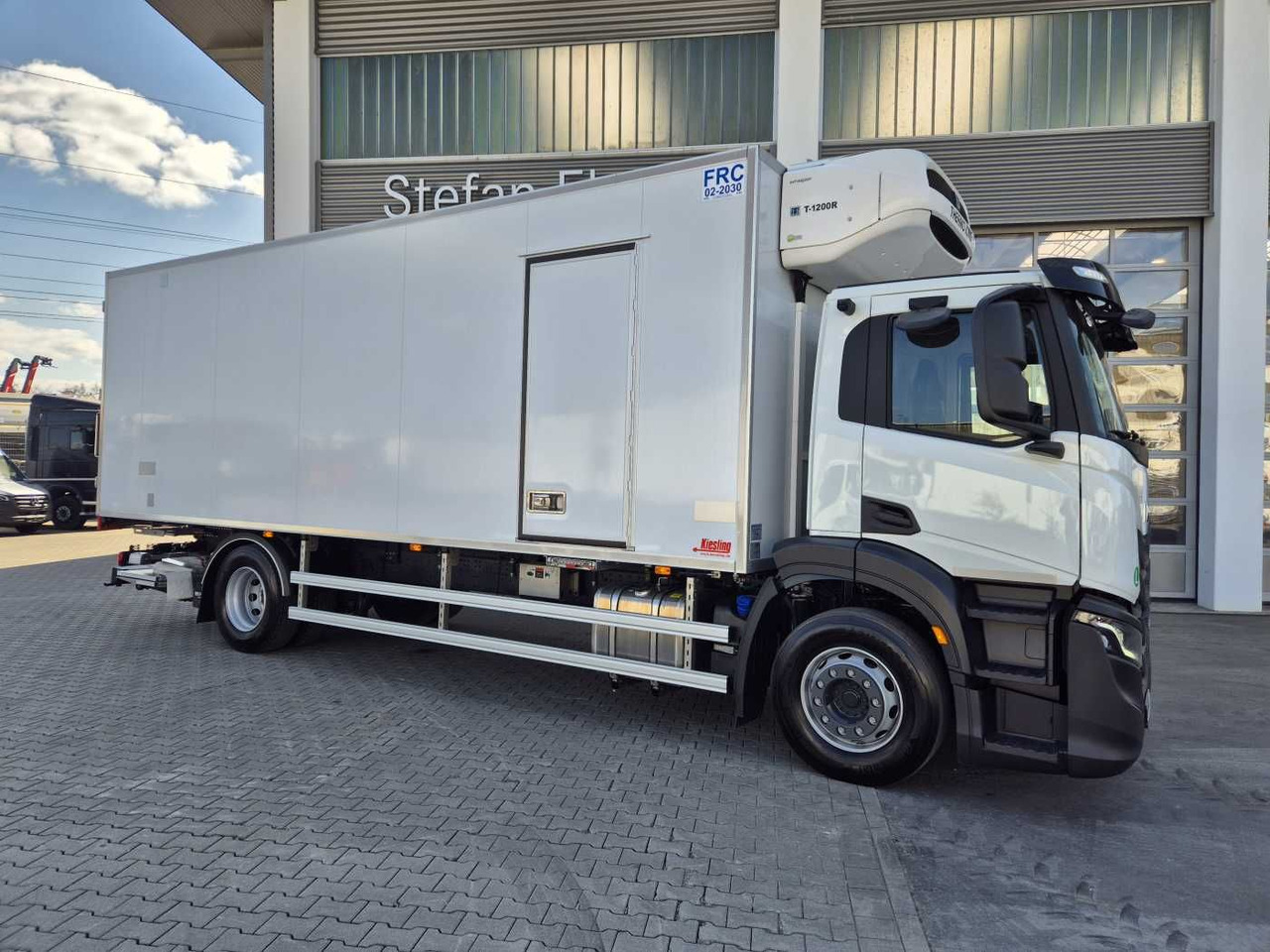 Iveco S-Way AD190S40/FP ThermoKing T-1200R LBW Tür AHK - Kamion hladnjača: slika Iveco S-Way AD190S40/FP ThermoKing T-1200R LBW Tür AHK - Kamion hladnjača Iveco S-Way AD190S40/FP ThermoKing T-1200R LBW Tür AHK - Kamion hladnjača: slika Iveco S-Way AD190S40/FP ThermoKing T-1200R LBW Tür AHK - Kamion hladnjača