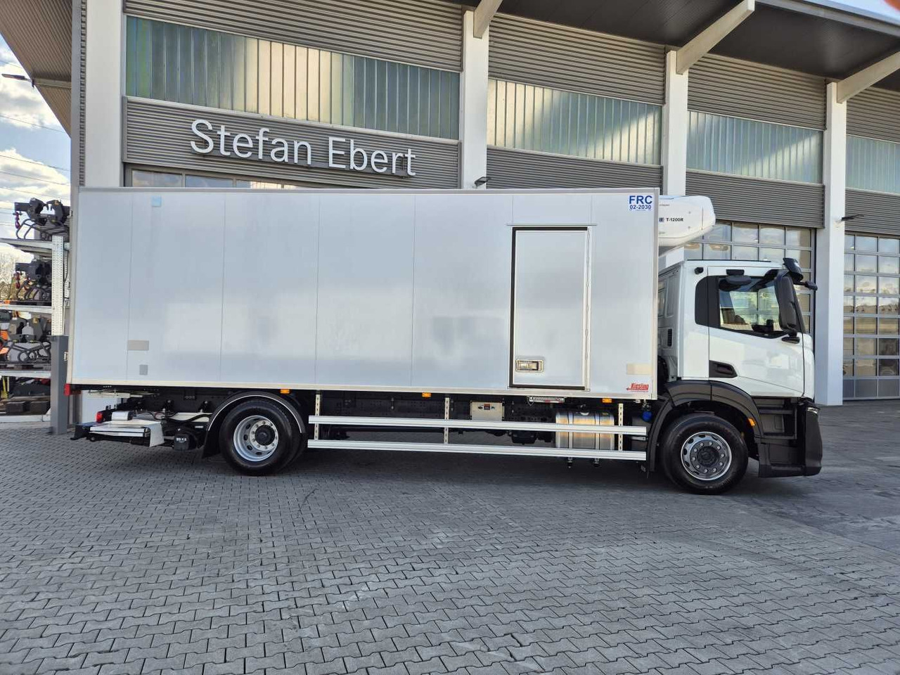Iveco S-Way AD190S40/FP ThermoKing T-1200R LBW Tür AHK - Kamion hladnjača: slika Iveco S-Way AD190S40/FP ThermoKing T-1200R LBW Tür AHK - Kamion hladnjača Iveco S-Way AD190S40/FP ThermoKing T-1200R LBW Tür AHK - Kamion hladnjača: slika Iveco S-Way AD190S40/FP ThermoKing T-1200R LBW Tür AHK - Kamion hladnjača