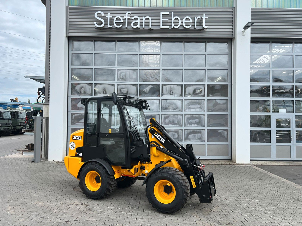 JCB 403 Plus / Neufahrzeug / 2025 / Gabel / Schaufel - Utovarivač na kotačima: slika JCB 403 Plus / Neufahrzeug / 2025 / Gabel / Schaufel - Utovarivač na kotačima JCB 403 Plus / Neufahrzeug / 2025 / Gabel / Schaufel - Utovarivač na kotačima: slika JCB 403 Plus / Neufahrzeug / 2025 / Gabel / Schaufel - Utovarivač na kotačima