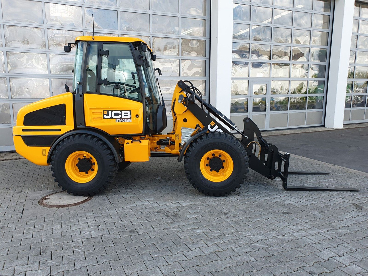 JCB 407 SV / Neufahrzeug / Gabel - Utovarivač na kotačima: slika JCB 407 SV / Neufahrzeug / Gabel - Utovarivač na kotačima JCB 407 SV / Neufahrzeug / Gabel - Utovarivač na kotačima: slika JCB 407 SV / Neufahrzeug / Gabel - Utovarivač na kotačima
