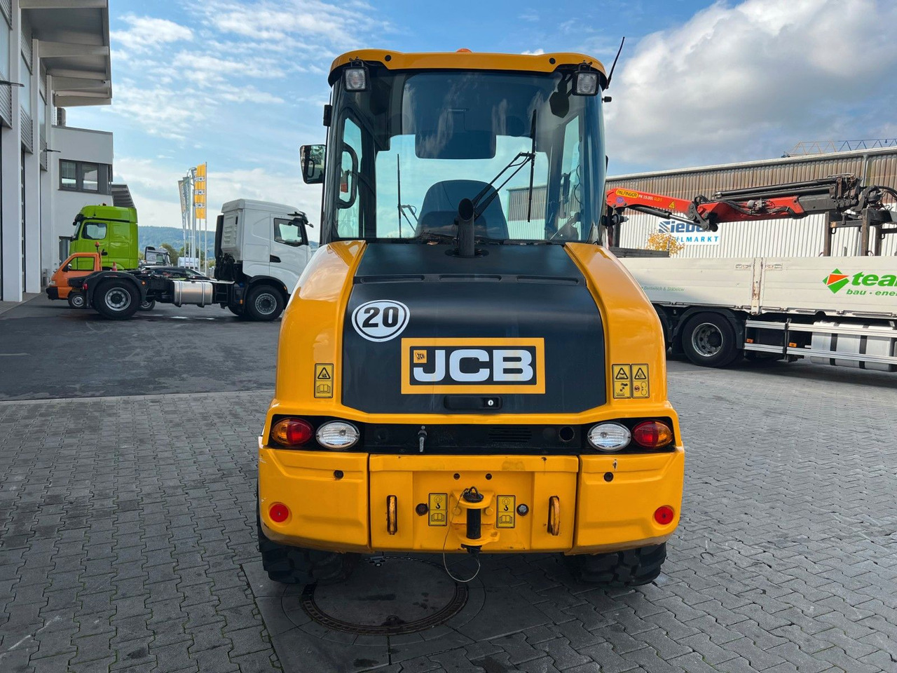 JCB 407 SV / nur 268h! / Klappschaufel & Gabel - Utovarivač na kotačima: slika JCB 407 SV / nur 268h! / Klappschaufel & Gabel - Utovarivač na kotačima JCB 407 SV / nur 268h! / Klappschaufel & Gabel - Utovarivač na kotačima: slika JCB 407 SV / nur 268h! / Klappschaufel & Gabel - Utovarivač na kotačima