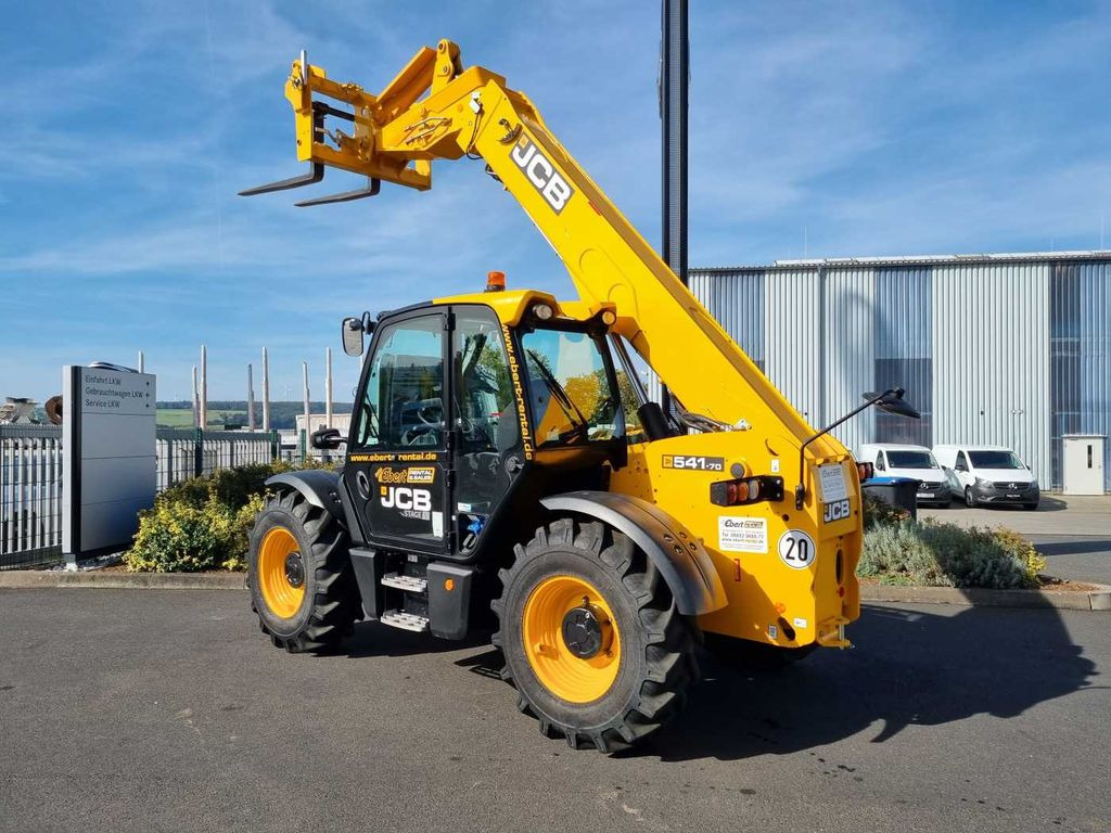 JCB 541-70 / nur 209h / 2022 / 4.100kg / 7m / 109PS - Teleskopski rukovatelj: slika JCB 541-70 / nur 209h / 2022 / 4.100kg / 7m / 109PS - Teleskopski rukovatelj JCB 541-70 / nur 209h / 2022 / 4.100kg / 7m / 109PS - Teleskopski rukovatelj: slika JCB 541-70 / nur 209h / 2022 / 4.100kg / 7m / 109PS - Teleskopski rukovatelj