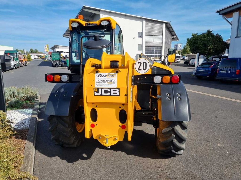 JCB 541-70 / nur 209h / 2022 / 4.100kg / 7m / 109PS - Teleskopski rukovatelj: slika JCB 541-70 / nur 209h / 2022 / 4.100kg / 7m / 109PS - Teleskopski rukovatelj JCB 541-70 / nur 209h / 2022 / 4.100kg / 7m / 109PS - Teleskopski rukovatelj: slika JCB 541-70 / nur 209h / 2022 / 4.100kg / 7m / 109PS - Teleskopski rukovatelj