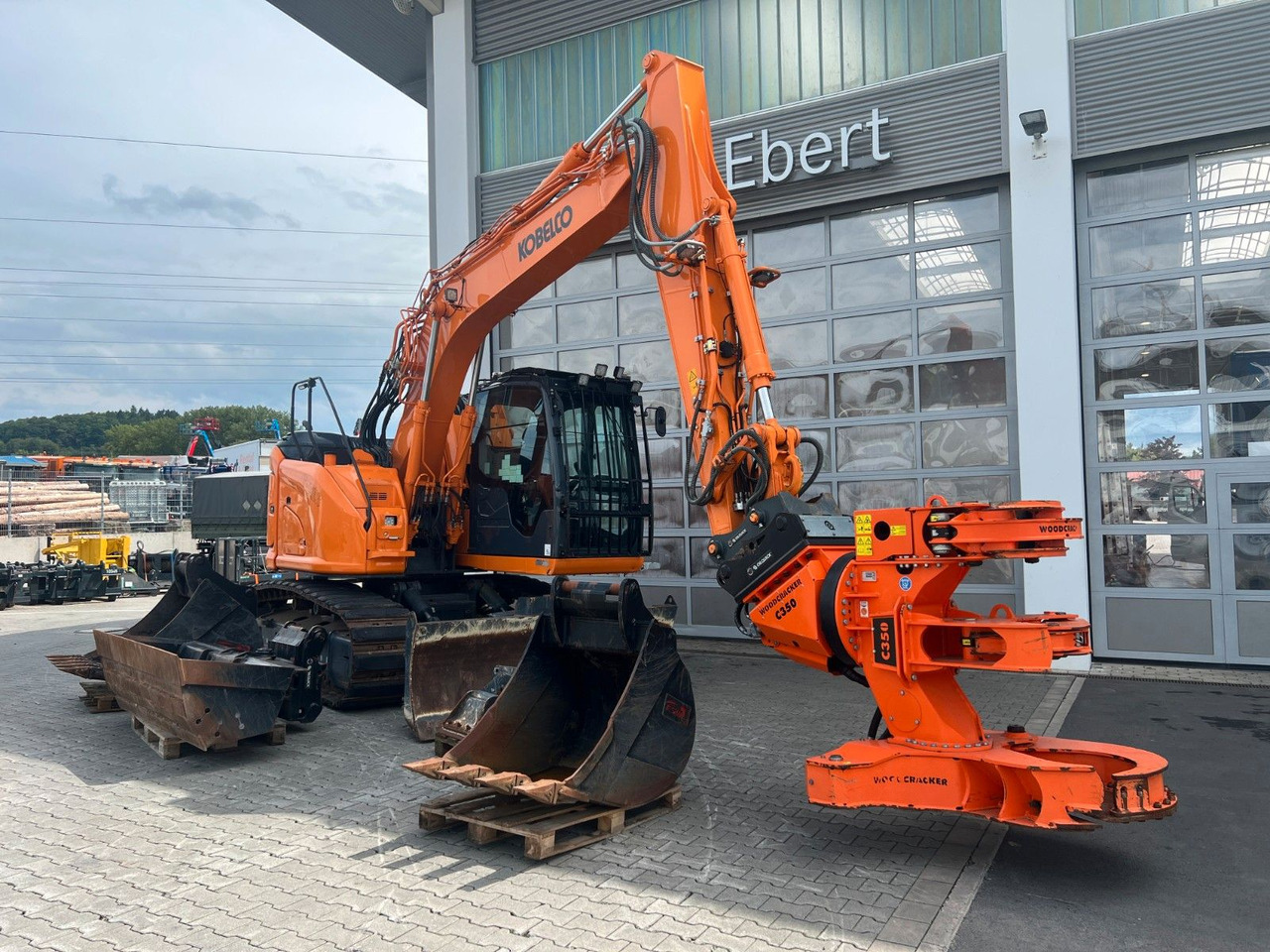 Kobelco ED160 BR-7 / nur 999h! / Woodcracker Löffelpaket - Bager gusjeničar: slika Kobelco ED160 BR-7 / nur 999h! / Woodcracker Löffelpaket - Bager gusjeničar Kobelco ED160 BR-7 / nur 999h! / Woodcracker Löffelpaket - Bager gusjeničar: slika Kobelco ED160 BR-7 / nur 999h! / Woodcracker Löffelpaket - Bager gusjeničar