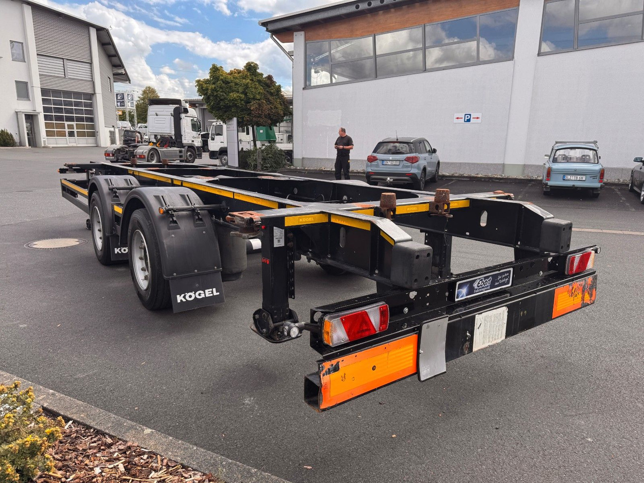 Kögel ZW 18 Lafette SAF Achsen 15.910kg Nutzlast - Transporter kontejnera/ Prikolica s izmjenjivim sanducima: slika Kögel ZW 18 Lafette SAF Achsen 15.910kg Nutzlast - Transporter kontejnera/ Prikolica s izmjenjivim sanducima Kögel ZW 18 Lafette SAF Achsen 15.910kg Nutzlast - Transporter kontejnera/ Prikolica s izmjenjivim sanducima: slika Kögel ZW 18 Lafette SAF Achsen 15.910kg Nutzlast - Transporter kontejnera/ Prikolica s izmjenjivim sanducima