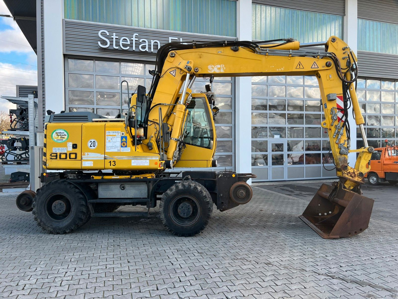 Liebherr A 900 C ZW Litronic / 19.393 h / 2011 - Bager na kotačima: slika Liebherr A 900 C ZW Litronic / 19.393 h / 2011 - Bager na kotačima Liebherr A 900 C ZW Litronic / 19.393 h / 2011 - Bager na kotačima: slika Liebherr A 900 C ZW Litronic / 19.393 h / 2011 - Bager na kotačima