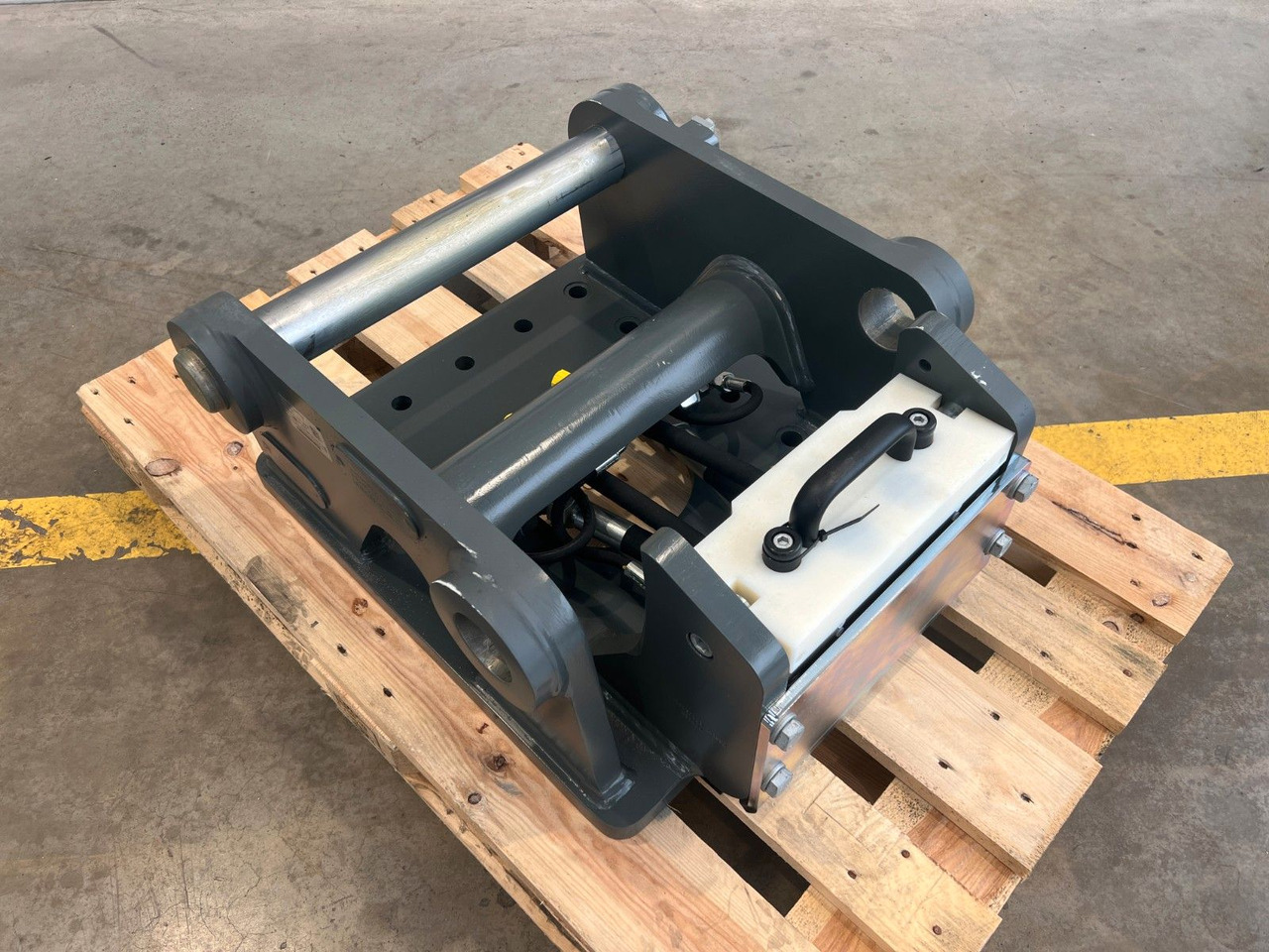 Liebherr Likufix SW48 Adapterplatte NEU lagernd - Brza spojka: slika Liebherr Likufix SW48 Adapterplatte NEU lagernd - Brza spojka Liebherr Likufix SW48 Adapterplatte NEU lagernd - Brza spojka: slika Liebherr Likufix SW48 Adapterplatte NEU lagernd - Brza spojka