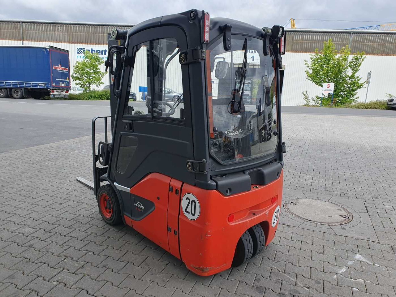 Linde E14 - 02 / Triplex: 4.00m! / SS / nur 1.777h! - Električni viličar: slika Linde E14 - 02 / Triplex: 4.00m! / SS / nur 1.777h! - Električni viličar Linde E14 - 02 / Triplex: 4.00m! / SS / nur 1.777h! - Električni viličar: slika Linde E14 - 02 / Triplex: 4.00m! / SS / nur 1.777h! - Električni viličar