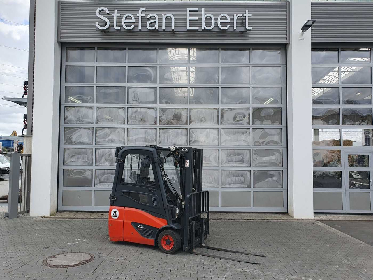 Linde E14 - 02 / Triplex: 4.00m! / SS / nur 1.777h! - Električni viličar: slika Linde E14 - 02 / Triplex: 4.00m! / SS / nur 1.777h! - Električni viličar Linde E14 - 02 / Triplex: 4.00m! / SS / nur 1.777h! - Električni viličar: slika Linde E14 - 02 / Triplex: 4.00m! / SS / nur 1.777h! - Električni viličar