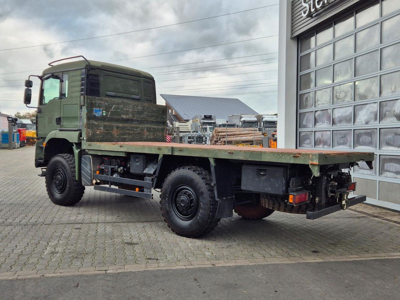 Kamion s otvorenim sandukom MAN TGA 18.360 4x4 BB Pritsche Single Bereifung: slika Kamion s otvorenim sandukom MAN TGA 18.360 4x4 BB Pritsche Single Bereifung Kamion s otvorenim sandukom MAN TGA 18.360 4x4 BB Pritsche Single Bereifung: slika Kamion s otvorenim sandukom MAN TGA 18.360 4x4 BB Pritsche Single Bereifung