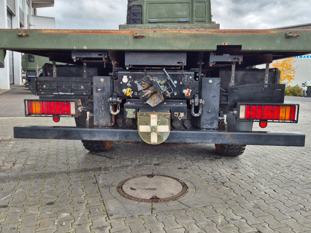 Kamion s otvorenim sandukom MAN TGA 18.360 4x4 BB Pritsche Single Bereifung: slika Kamion s otvorenim sandukom MAN TGA 18.360 4x4 BB Pritsche Single Bereifung Kamion s otvorenim sandukom MAN TGA 18.360 4x4 BB Pritsche Single Bereifung: slika Kamion s otvorenim sandukom MAN TGA 18.360 4x4 BB Pritsche Single Bereifung