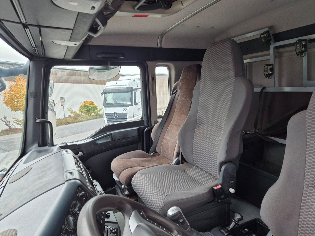 Kamion s otvorenim sandukom MAN TGA 18.360 4x4 BB Pritsche Single Bereifung: slika Kamion s otvorenim sandukom MAN TGA 18.360 4x4 BB Pritsche Single Bereifung Kamion s otvorenim sandukom MAN TGA 18.360 4x4 BB Pritsche Single Bereifung: slika Kamion s otvorenim sandukom MAN TGA 18.360 4x4 BB Pritsche Single Bereifung