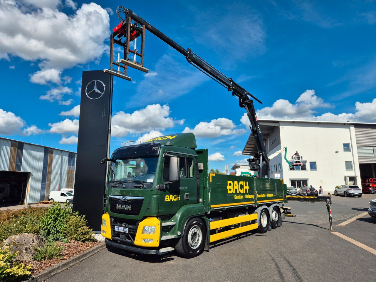 MAN TGS 26.420 6x2-4 LL Hiab 177K PRO 2 Stück - Kamion s otvorenim sandukom: slika MAN TGS 26.420 6x2-4 LL Hiab 177K PRO 2 Stück - Kamion s otvorenim sandukom MAN TGS 26.420 6x2-4 LL Hiab 177K PRO 2 Stück - Kamion s otvorenim sandukom: slika MAN TGS 26.420 6x2-4 LL Hiab 177K PRO 2 Stück - Kamion s otvorenim sandukom