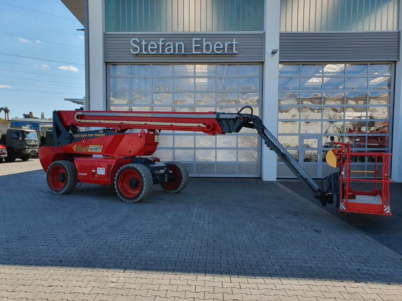 Magni DTB 24 RT 4x4 / 24,8m / 454kg / nur 1.250h - Podizna platforma montirana na kamion: slika Magni DTB 24 RT 4x4 / 24,8m / 454kg / nur 1.250h - Podizna platforma montirana na kamion Magni DTB 24 RT 4x4 / 24,8m / 454kg / nur 1.250h - Podizna platforma montirana na kamion: slika Magni DTB 24 RT 4x4 / 24,8m / 454kg / nur 1.250h - Podizna platforma montirana na kamion