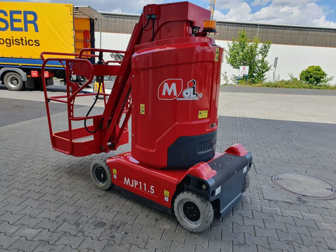 Magni MJP11.5 / Mastbühne / 11,2m! / nur 49h! - Podizna platforma montirana na kamion: slika Magni MJP11.5 / Mastbühne / 11,2m! / nur 49h! - Podizna platforma montirana na kamion Magni MJP11.5 / Mastbühne / 11,2m! / nur 49h! - Podizna platforma montirana na kamion: slika Magni MJP11.5 / Mastbühne / 11,2m! / nur 49h! - Podizna platforma montirana na kamion
