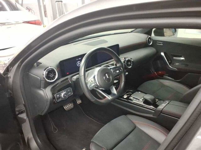 Mercedes-Benz A 180 AMG+LED+IHC+RFK+TotWinkel+SFIntegration - Automobil: slika  Mercedes-Benz A 180 AMG+LED+IHC+RFK+TotWinkel+SFIntegration - Automobil Mercedes-Benz A 180 AMG+LED+IHC+RFK+TotWinkel+SFIntegration - Automobil: slika  Mercedes-Benz A 180 AMG+LED+IHC+RFK+TotWinkel+SFIntegration - Automobil