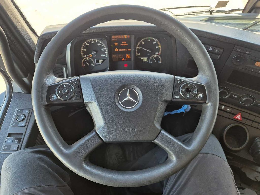 Transporter kontejnera/ Kamion s izmjenjivim sanducima Mercedes-Benz Antos 1830 LL 4x2 Ladebordwand Carrier Supra 750: slika Transporter kontejnera/ Kamion s izmjenjivim sanducima Mercedes-Benz Antos 1830 LL 4x2 Ladebordwand Carrier Supra 750