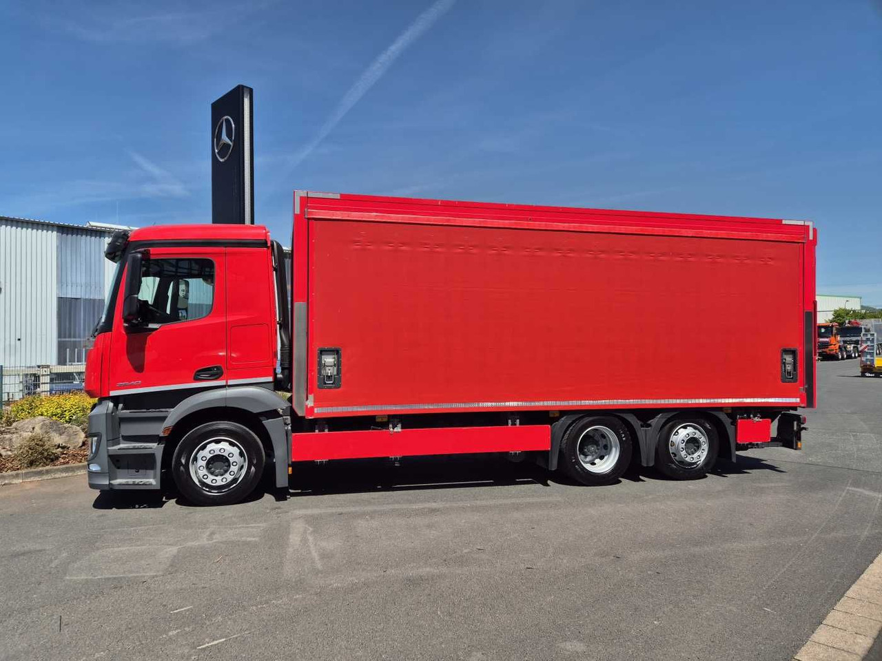 Mercedes-Benz Antos 2540 LnR 6x2 LBW Schiebeplanen AHK - Kamion za prijevoz pića: slika Mercedes-Benz Antos 2540 LnR 6x2 LBW Schiebeplanen AHK - Kamion za prijevoz pića Mercedes-Benz Antos 2540 LnR 6x2 LBW Schiebeplanen AHK - Kamion za prijevoz pića: slika Mercedes-Benz Antos 2540 LnR 6x2 LBW Schiebeplanen AHK - Kamion za prijevoz pića