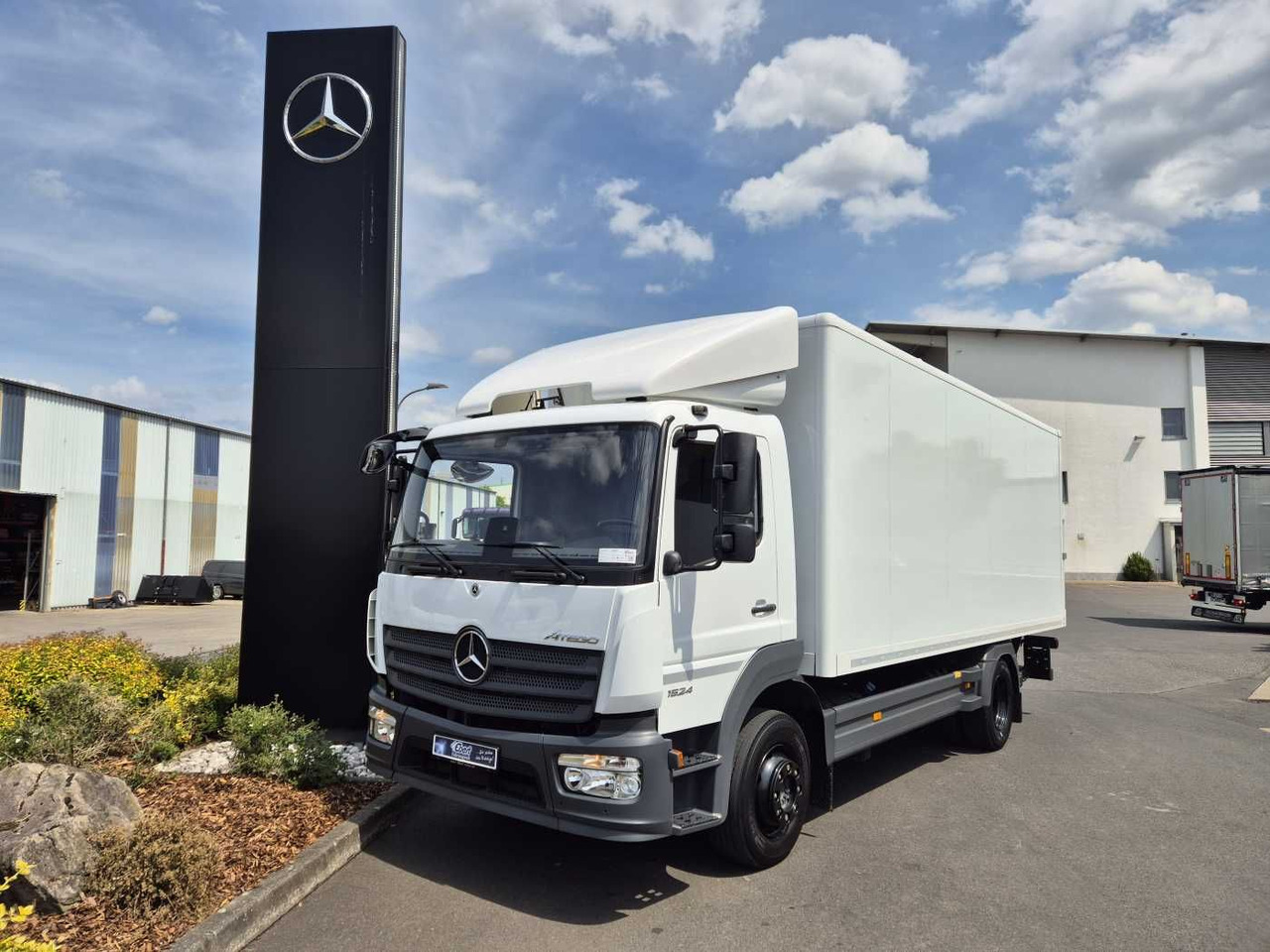 Mercedes-Benz Atego 1524 L LBW 1.500kg Standheizung Klima - Kamion sandučar: slika Mercedes-Benz Atego 1524 L LBW 1.500kg Standheizung Klima - Kamion sandučar Mercedes-Benz Atego 1524 L LBW 1.500kg Standheizung Klima - Kamion sandučar: slika Mercedes-Benz Atego 1524 L LBW 1.500kg Standheizung Klima - Kamion sandučar