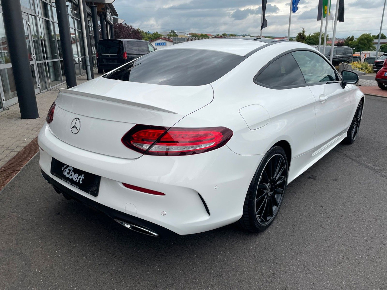 Mercedes-Benz C 220 d Coupe AMG+Pano+R-Kamera+Night+Carplay - Coupe: slika Mercedes-Benz C 220 d Coupe AMG+Pano+R-Kamera+Night+Carplay - Coupe Mercedes-Benz C 220 d Coupe AMG+Pano+R-Kamera+Night+Carplay - Coupe: slika Mercedes-Benz C 220 d Coupe AMG+Pano+R-Kamera+Night+Carplay - Coupe
