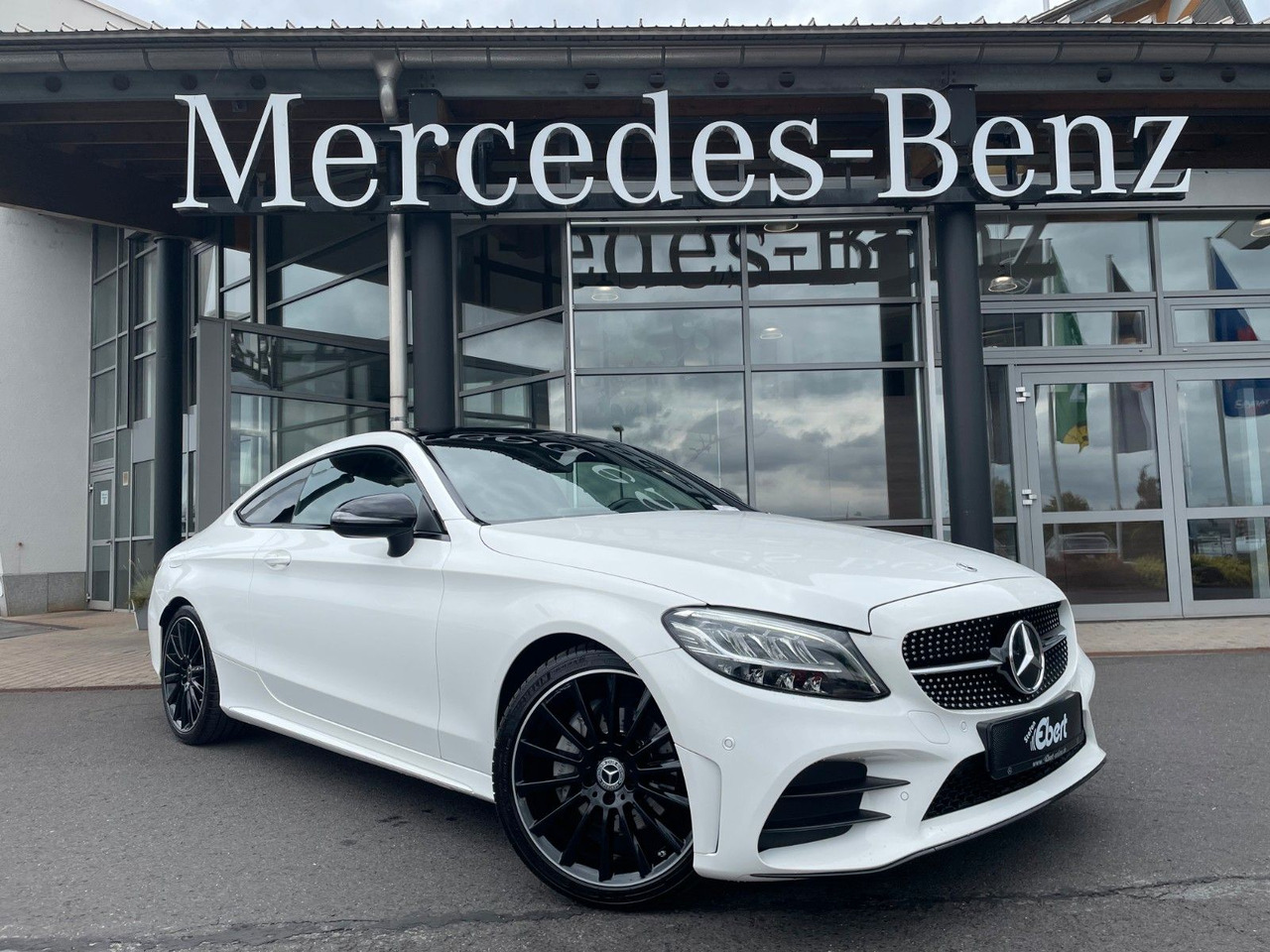 Mercedes-Benz C 220 d Coupe AMG+Pano+R-Kamera+Night+Carplay - Coupe: slika Mercedes-Benz C 220 d Coupe AMG+Pano+R-Kamera+Night+Carplay - Coupe Mercedes-Benz C 220 d Coupe AMG+Pano+R-Kamera+Night+Carplay - Coupe: slika Mercedes-Benz C 220 d Coupe AMG+Pano+R-Kamera+Night+Carplay - Coupe
