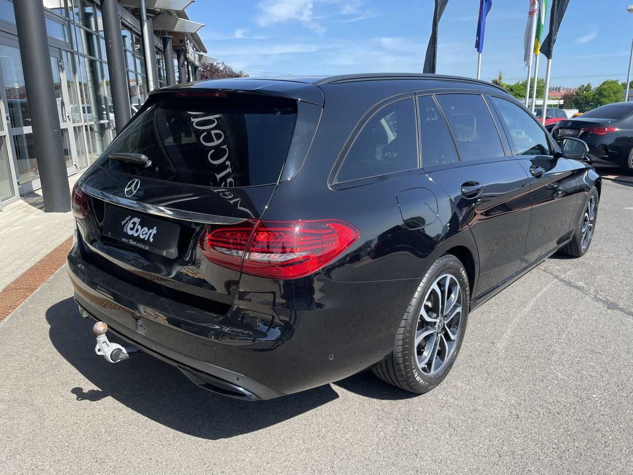 Mercedes-Benz C 220 d T 9G Avantgarde R-Kamera+AHK +Burmester+ - Automobil: slika Mercedes-Benz C 220 d T 9G Avantgarde R-Kamera+AHK +Burmester+ - Automobil Mercedes-Benz C 220 d T 9G Avantgarde R-Kamera+AHK +Burmester+ - Automobil: slika Mercedes-Benz C 220 d T 9G Avantgarde R-Kamera+AHK +Burmester+ - Automobil
