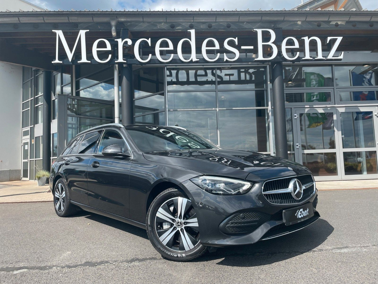 Mercedes-Benz C 300 e T AVANTGARDE R-Kamera+TOTW+Carplay - Karavan: slika Mercedes-Benz C 300 e T AVANTGARDE R-Kamera+TOTW+Carplay - Karavan Mercedes-Benz C 300 e T AVANTGARDE R-Kamera+TOTW+Carplay - Karavan: slika Mercedes-Benz C 300 e T AVANTGARDE R-Kamera+TOTW+Carplay - Karavan