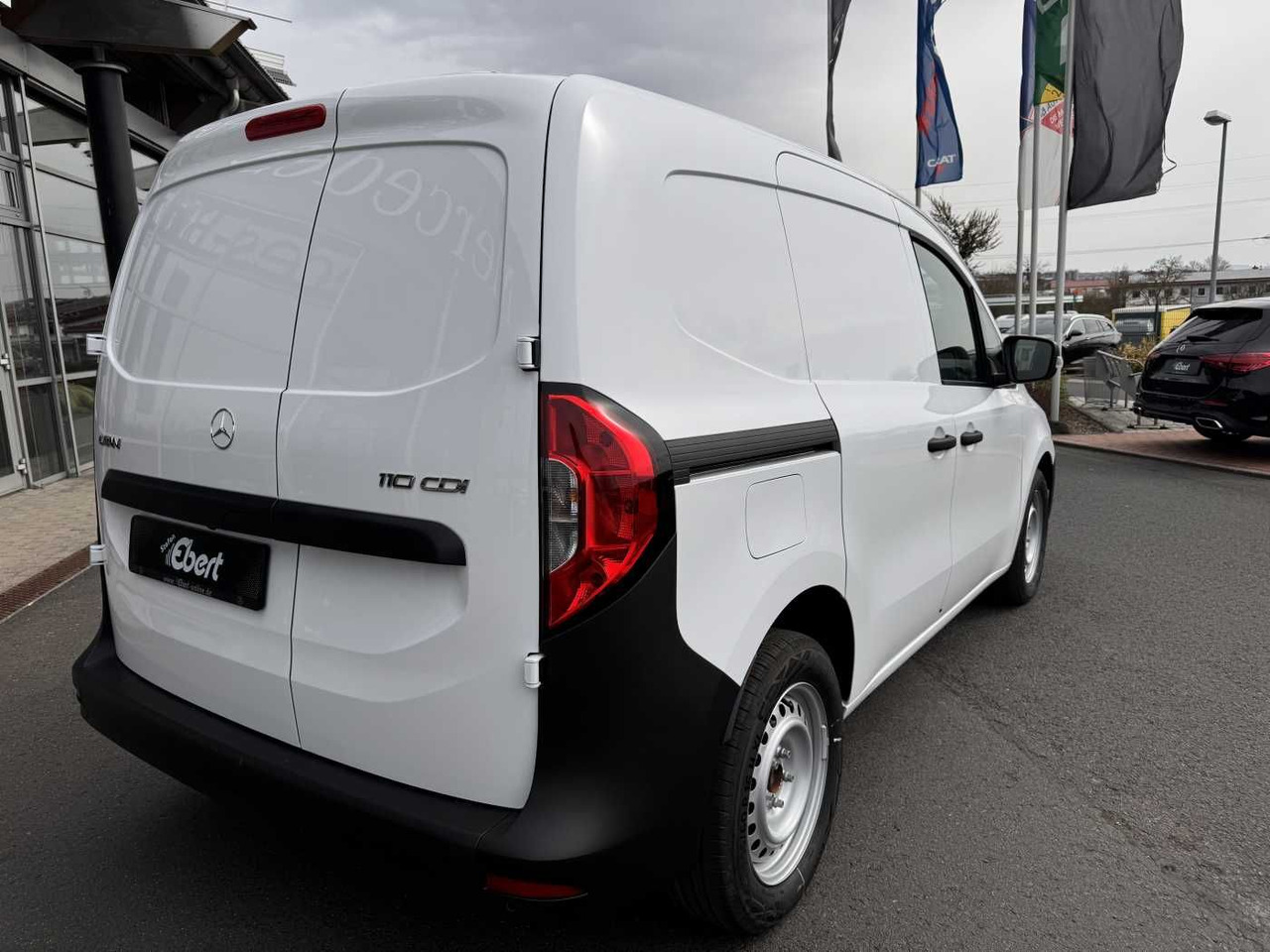Mercedes-Benz Citan 110 CDI Klima Kamera MBUX Sitzheiz Tempom - Mali kombi: slika Mercedes-Benz Citan 110 CDI Klima Kamera MBUX Sitzheiz Tempom - Mali kombi Mercedes-Benz Citan 110 CDI Klima Kamera MBUX Sitzheiz Tempom - Mali kombi: slika Mercedes-Benz Citan 110 CDI Klima Kamera MBUX Sitzheiz Tempom - Mali kombi