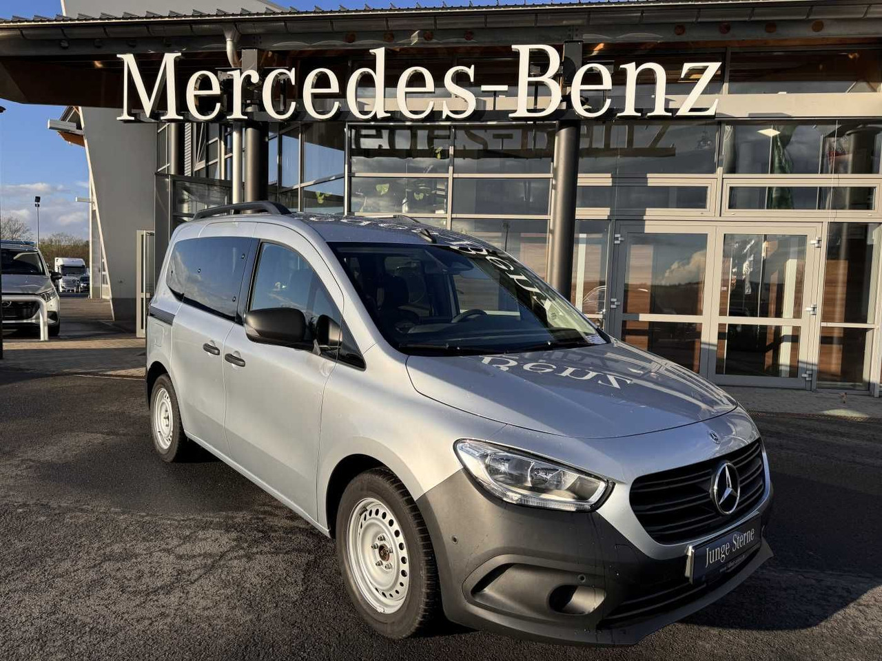 Mercedes-Benz Citan 110 CDI Tourer Klima AHK Kamera MBUX Tempo - Mali kombi: slika Mercedes-Benz Citan 110 CDI Tourer Klima AHK Kamera MBUX Tempo - Mali kombi Mercedes-Benz Citan 110 CDI Tourer Klima AHK Kamera MBUX Tempo - Mali kombi: slika Mercedes-Benz Citan 110 CDI Tourer Klima AHK Kamera MBUX Tempo - Mali kombi