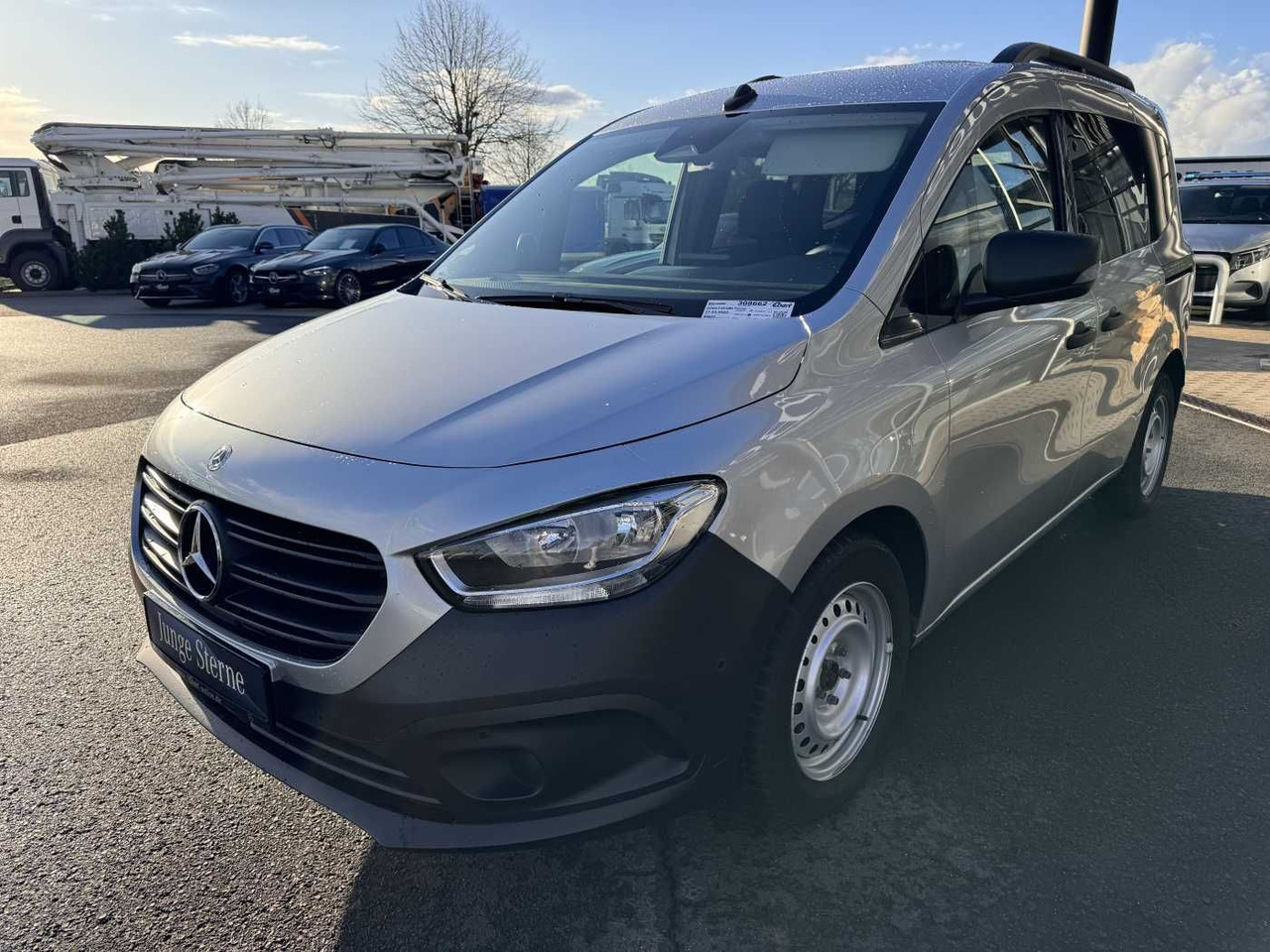 Mercedes-Benz Citan 110 CDI Tourer Klima AHK Kamera MBUX Tempo - Automobil: slika Mercedes-Benz Citan 110 CDI Tourer Klima AHK Kamera MBUX Tempo - Automobil Mercedes-Benz Citan 110 CDI Tourer Klima AHK Kamera MBUX Tempo - Automobil: slika Mercedes-Benz Citan 110 CDI Tourer Klima AHK Kamera MBUX Tempo - Automobil
