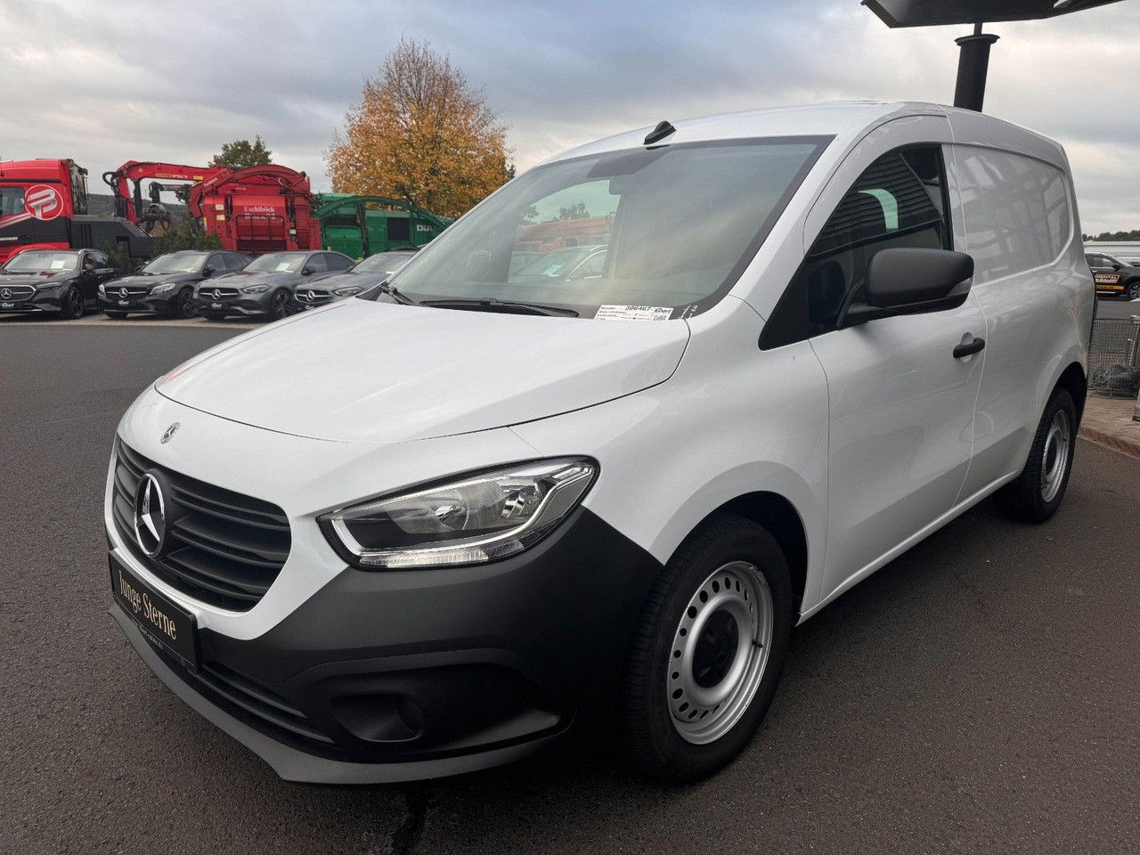 Mercedes-Benz Citan Kasten 110 CDI Klima PARKTRONIC - Furgon: slika  Mercedes-Benz Citan Kasten 110 CDI Klima PARKTRONIC - Furgon Mercedes-Benz Citan Kasten 110 CDI Klima PARKTRONIC - Furgon: slika  Mercedes-Benz Citan Kasten 110 CDI Klima PARKTRONIC - Furgon