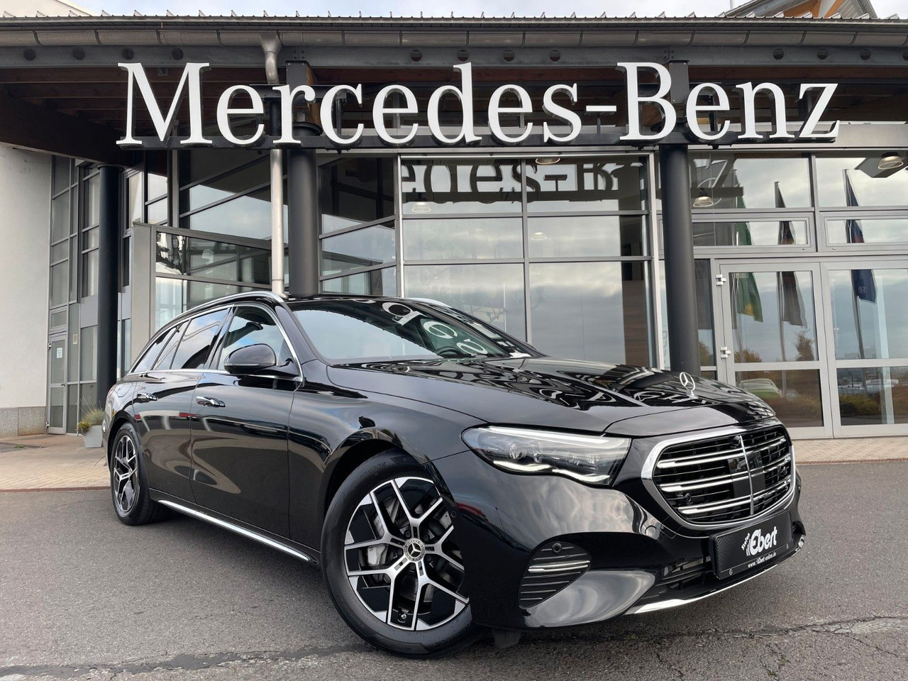Mercedes-Benz E 220 d T Exclusive Nappa+AHK+360°+Burm+Sitzklim - Karavan: slika Mercedes-Benz E 220 d T Exclusive Nappa+AHK+360°+Burm+Sitzklim - Karavan Mercedes-Benz E 220 d T Exclusive Nappa+AHK+360°+Burm+Sitzklim - Karavan: slika Mercedes-Benz E 220 d T Exclusive Nappa+AHK+360°+Burm+Sitzklim - Karavan