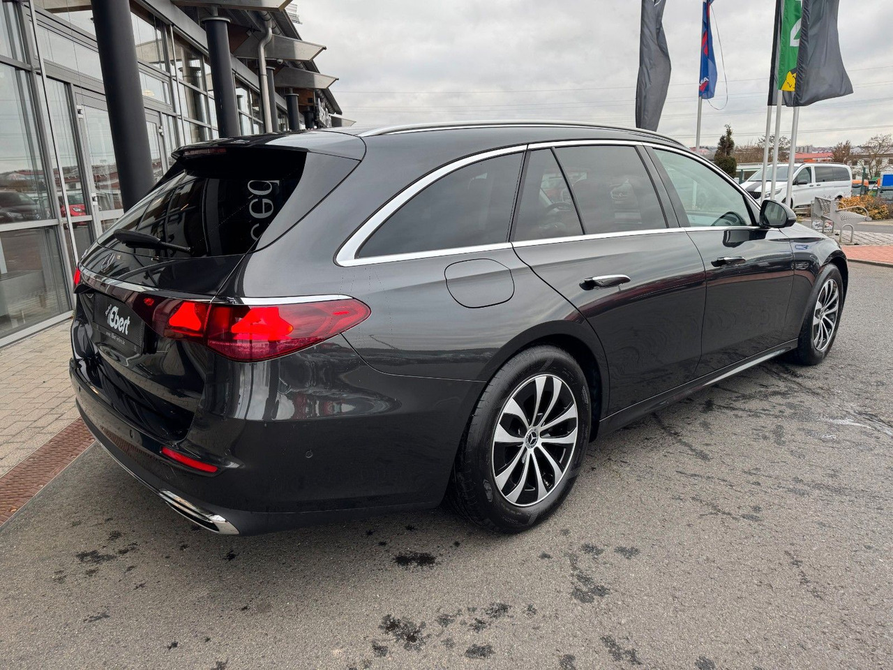 Mercedes-Benz E 220d T Avantgarde+Distr+Digital+AHK+360 - Karavan: slika Mercedes-Benz E 220d T Avantgarde+Distr+Digital+AHK+360 - Karavan Mercedes-Benz E 220d T Avantgarde+Distr+Digital+AHK+360 - Karavan: slika Mercedes-Benz E 220d T Avantgarde+Distr+Digital+AHK+360 - Karavan