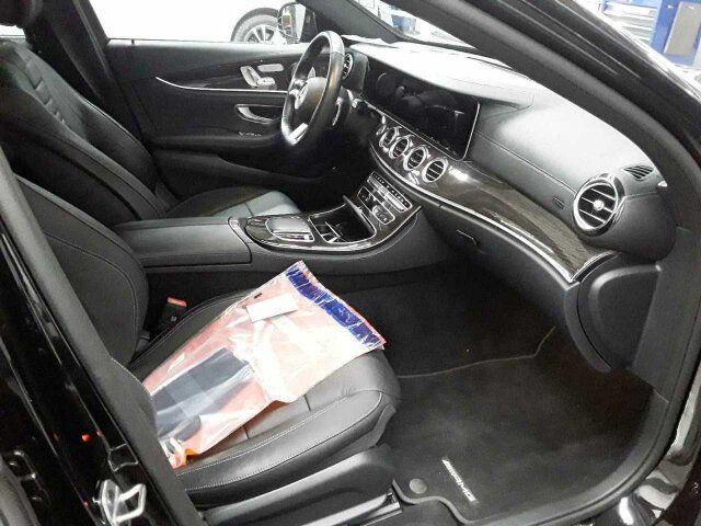 Mercedes-Benz E 300 T de 4M AMG+AHK+Distr+Burm+ R-Kamera+Carpl - Automobil: slika Mercedes-Benz E 300 T de 4M AMG+AHK+Distr+Burm+ R-Kamera+Carpl - Automobil Mercedes-Benz E 300 T de 4M AMG+AHK+Distr+Burm+ R-Kamera+Carpl - Automobil: slika Mercedes-Benz E 300 T de 4M AMG+AHK+Distr+Burm+ R-Kamera+Carpl - Automobil