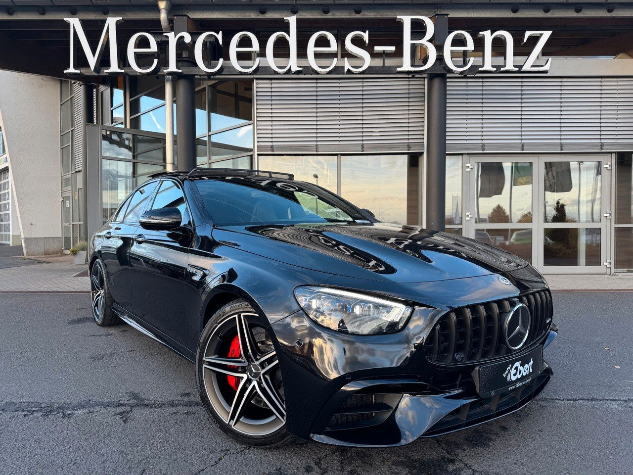 Mercedes-Benz E 63 AMG S Pano+Burm+AirM+HUD+360+uvm. - Limuzina: slika  Mercedes-Benz E 63 AMG S Pano+Burm+AirM+HUD+360+uvm. - Limuzina Mercedes-Benz E 63 AMG S Pano+Burm+AirM+HUD+360+uvm. - Limuzina: slika  Mercedes-Benz E 63 AMG S Pano+Burm+AirM+HUD+360+uvm. - Limuzina