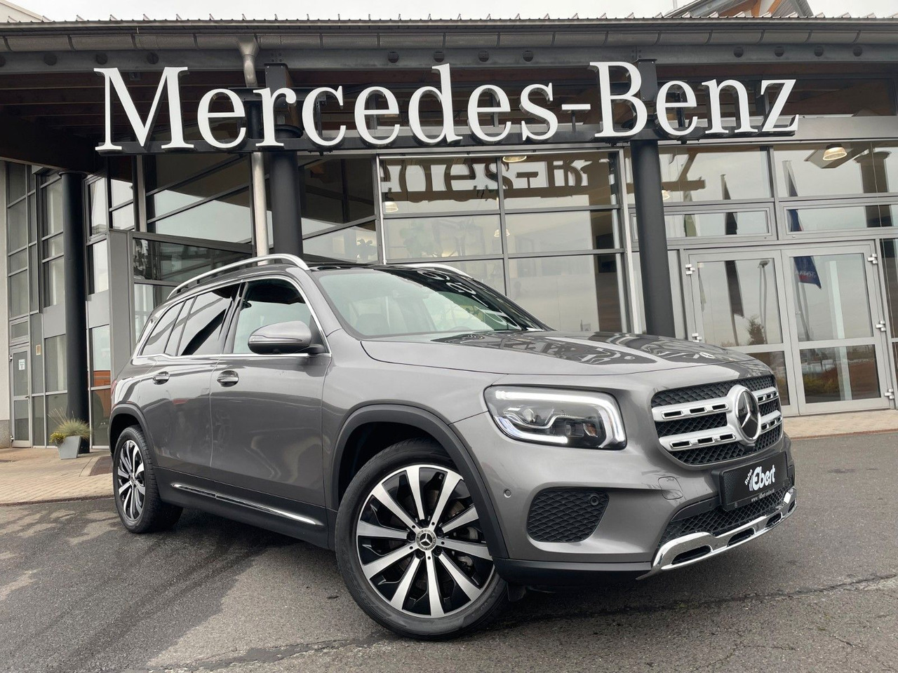 Mercedes-Benz GLB 220 d 4MATIC Progressive AHK+Memory+Pano+360 - SUV: slika  Mercedes-Benz GLB 220 d 4MATIC Progressive AHK+Memory+Pano+360 - SUV Mercedes-Benz GLB 220 d 4MATIC Progressive AHK+Memory+Pano+360 - SUV: slika  Mercedes-Benz GLB 220 d 4MATIC Progressive AHK+Memory+Pano+360 - SUV