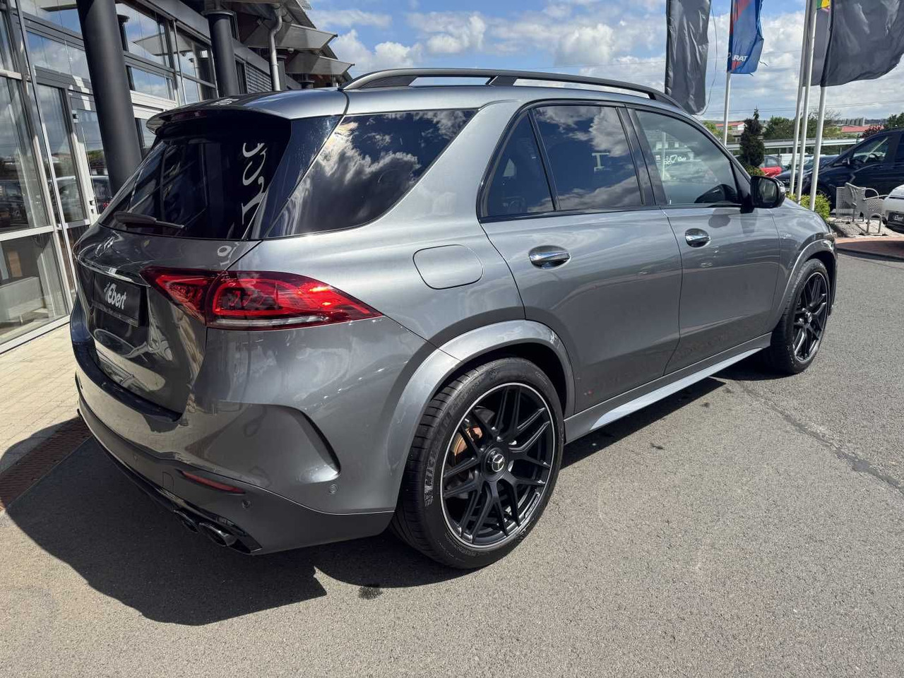 Mercedes-Benz GLE 53 AMG+Pano+Distr+ABC+Burm+StandH+HUD+ 360 - SUV: slika Mercedes-Benz GLE 53 AMG+Pano+Distr+ABC+Burm+StandH+HUD+ 360 - SUV Mercedes-Benz GLE 53 AMG+Pano+Distr+ABC+Burm+StandH+HUD+ 360 - SUV: slika Mercedes-Benz GLE 53 AMG+Pano+Distr+ABC+Burm+StandH+HUD+ 360 - SUV