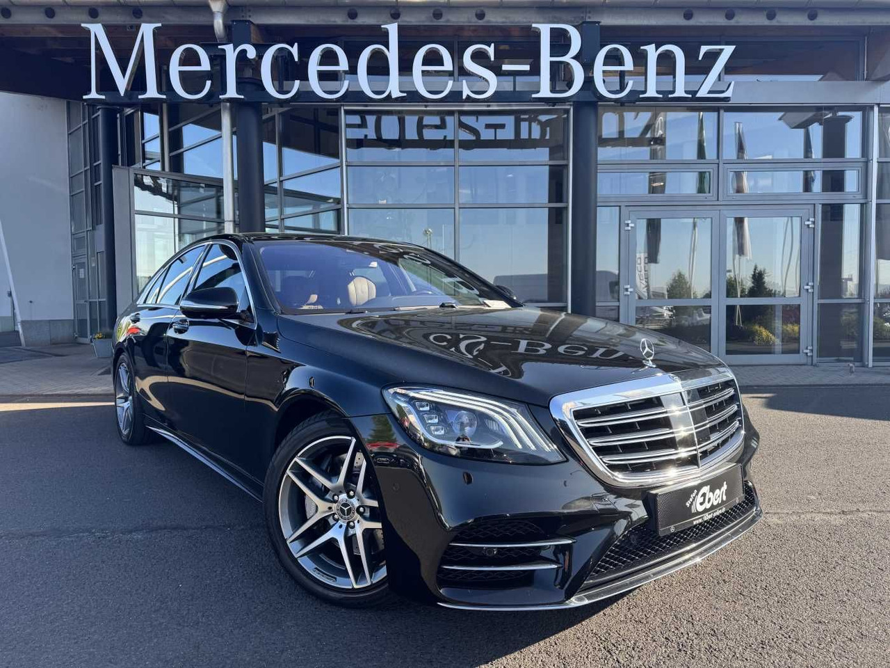 Mercedes-Benz S 400d 4M AMG+Pano+Burm+Distr+Massage+ HUD - Limuzina: slika Mercedes-Benz S 400d 4M AMG+Pano+Burm+Distr+Massage+ HUD - Limuzina Mercedes-Benz S 400d 4M AMG+Pano+Burm+Distr+Massage+ HUD - Limuzina: slika Mercedes-Benz S 400d 4M AMG+Pano+Burm+Distr+Massage+ HUD - Limuzina