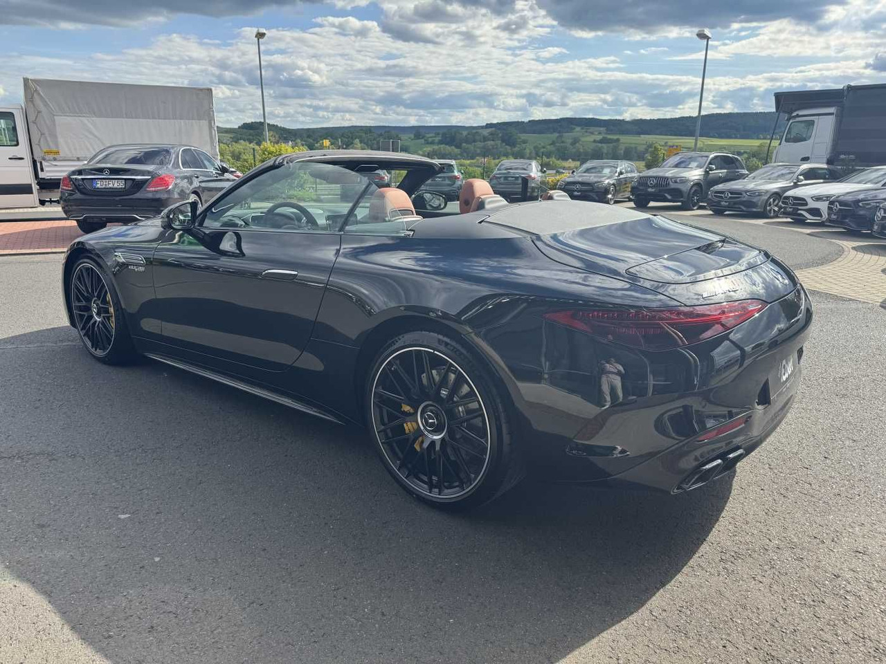 Mercedes-Benz SL 63 AMG 4M Digital+Massage+Distr+360+HUD+ - Automobil: slika Mercedes-Benz SL 63 AMG 4M Digital+Massage+Distr+360+HUD+ - Automobil Mercedes-Benz SL 63 AMG 4M Digital+Massage+Distr+360+HUD+ - Automobil: slika Mercedes-Benz SL 63 AMG 4M Digital+Massage+Distr+360+HUD+ - Automobil
