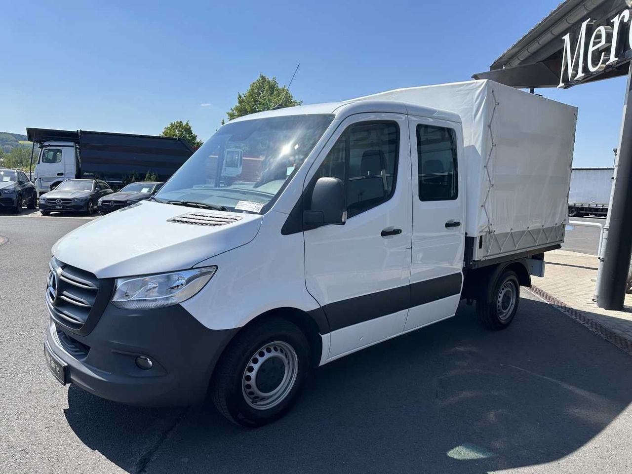 Mercedes-Benz Sprinter 215 CDI DoKa 9G Klima AHK Tempomat SHZ - Dostavno vozilo s ravnom platformom: slika Mercedes-Benz Sprinter 215 CDI DoKa 9G Klima AHK Tempomat SHZ - Dostavno vozilo s ravnom platformom Mercedes-Benz Sprinter 215 CDI DoKa 9G Klima AHK Tempomat SHZ - Dostavno vozilo s ravnom platformom: slika Mercedes-Benz Sprinter 215 CDI DoKa 9G Klima AHK Tempomat SHZ - Dostavno vozilo s ravnom platformom