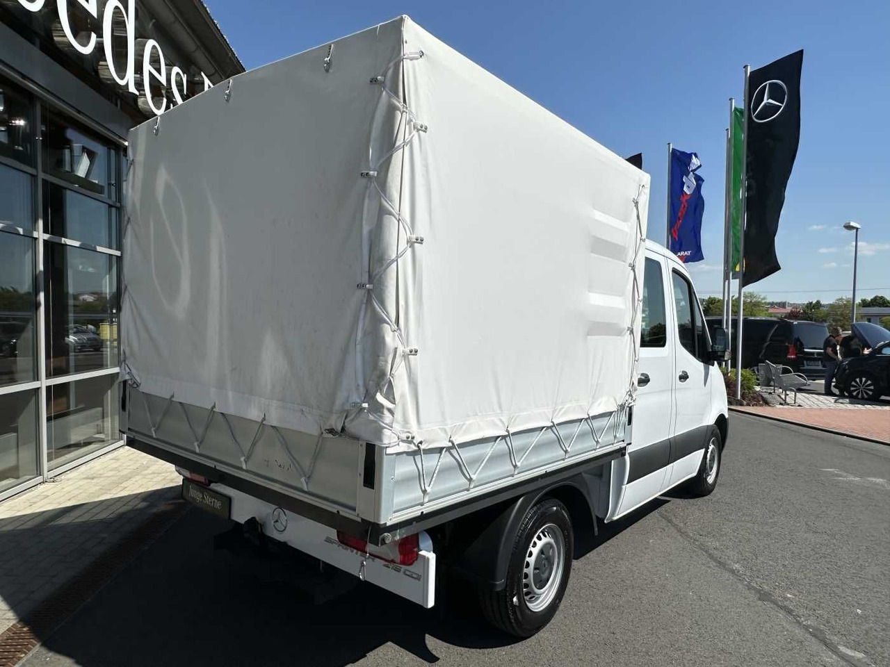 Mercedes-Benz Sprinter 215 CDI DoKa 9G Klima AHK Tempomat SHZ - Dostavno vozilo s ravnom platformom: slika Mercedes-Benz Sprinter 215 CDI DoKa 9G Klima AHK Tempomat SHZ - Dostavno vozilo s ravnom platformom Mercedes-Benz Sprinter 215 CDI DoKa 9G Klima AHK Tempomat SHZ - Dostavno vozilo s ravnom platformom: slika Mercedes-Benz Sprinter 215 CDI DoKa 9G Klima AHK Tempomat SHZ - Dostavno vozilo s ravnom platformom