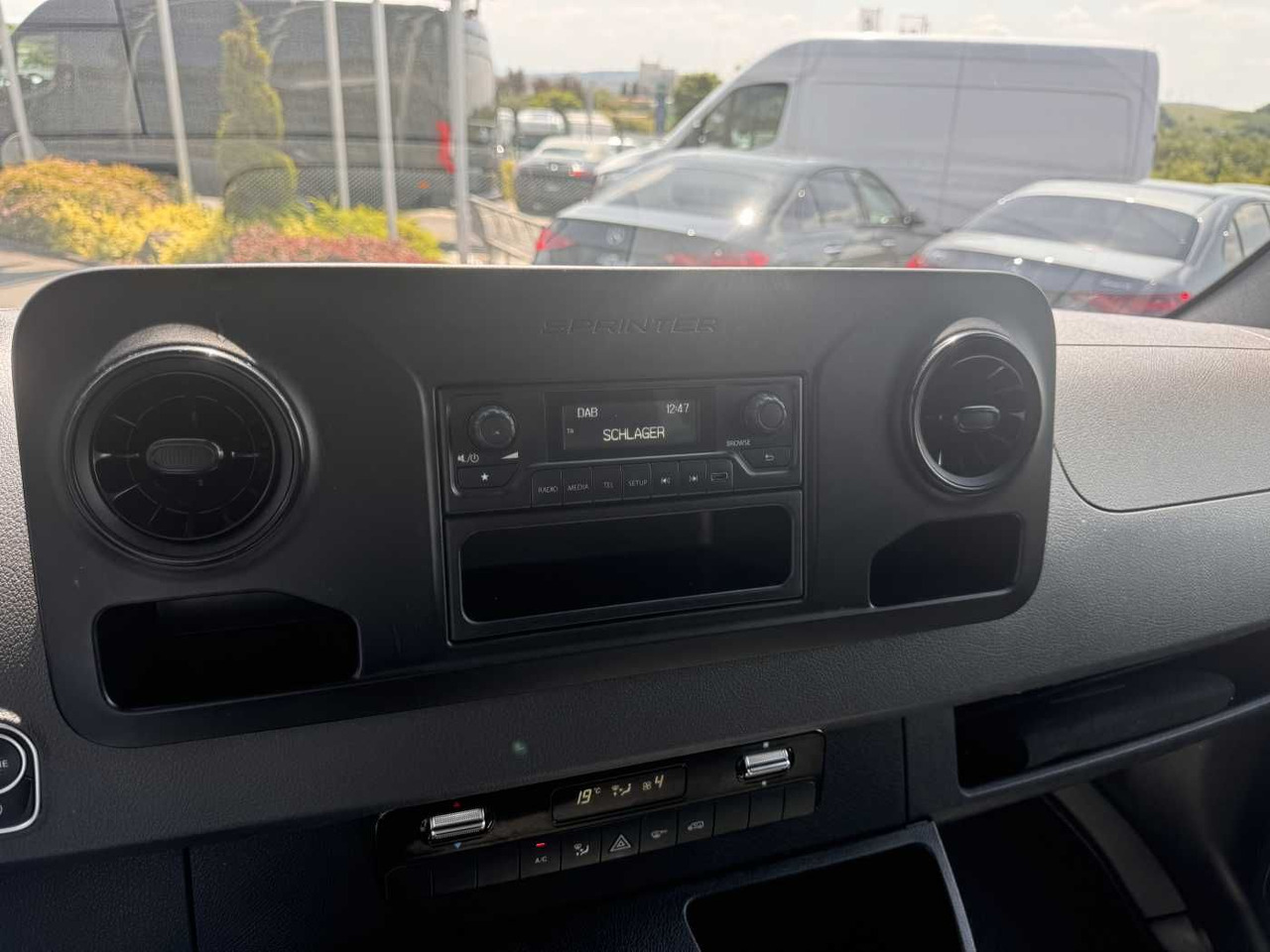 Putnički kombi, Dostavno vozilo s dvostrukom kabinom Mercedes-Benz Sprinter 315 CDI DoKa/Mixto AHK3,5t Klima Kamera: slika Putnički kombi, Dostavno vozilo s dvostrukom kabinom Mercedes-Benz Sprinter 315 CDI DoKa/Mixto AHK3,5t Klima Kamera