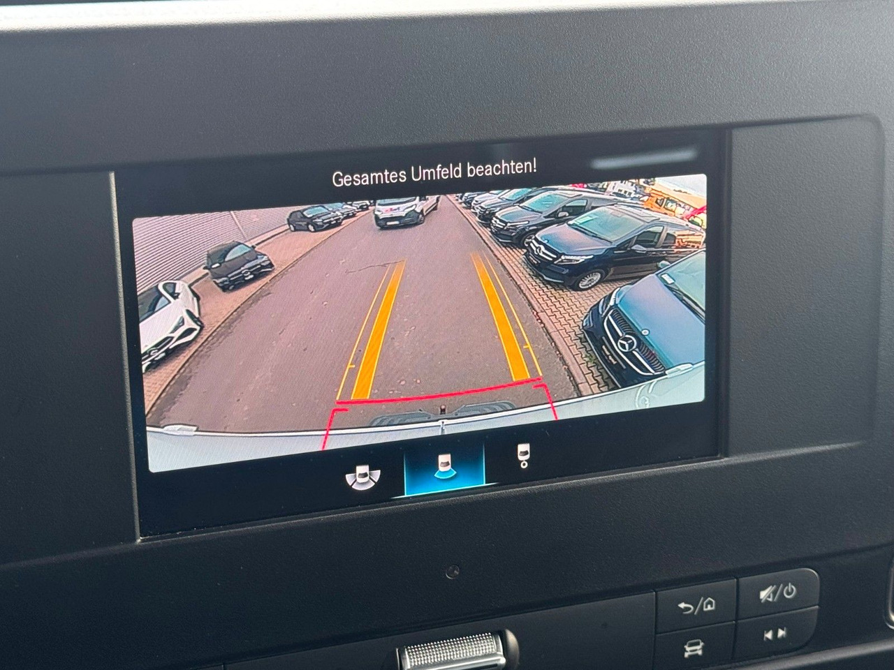 Zakup  Mercedes-Benz Sprinter 315 CDI Kompakt Flachdach Mixto/DoKa Mercedes-Benz Sprinter 315 CDI Kompakt Flachdach Mixto/DoKa: slika Zakup  Mercedes-Benz Sprinter 315 CDI Kompakt Flachdach Mixto/DoKa Mercedes-Benz Sprinter 315 CDI Kompakt Flachdach Mixto/DoKa