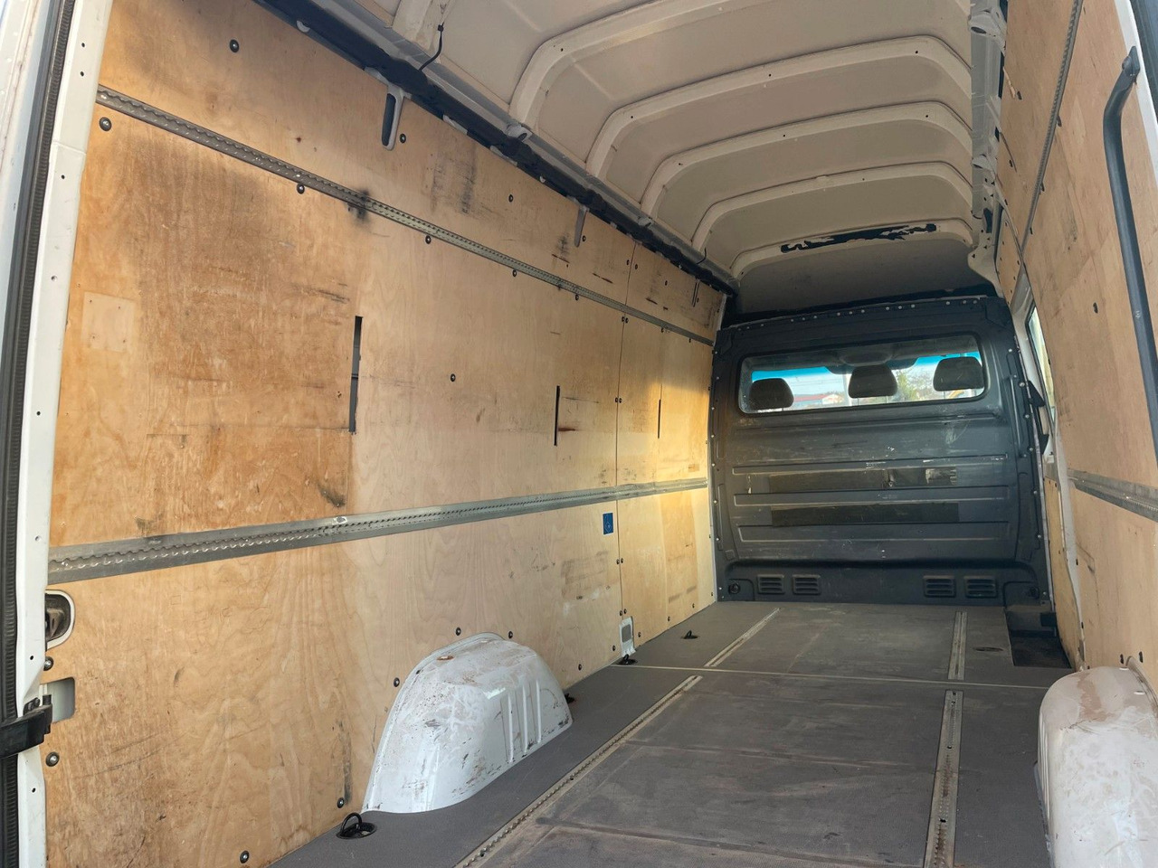 Furgon Mercedes-Benz Sprinter 316 CDI Maxi Superhochdach AHK: slika Furgon Mercedes-Benz Sprinter 316 CDI Maxi Superhochdach AHK