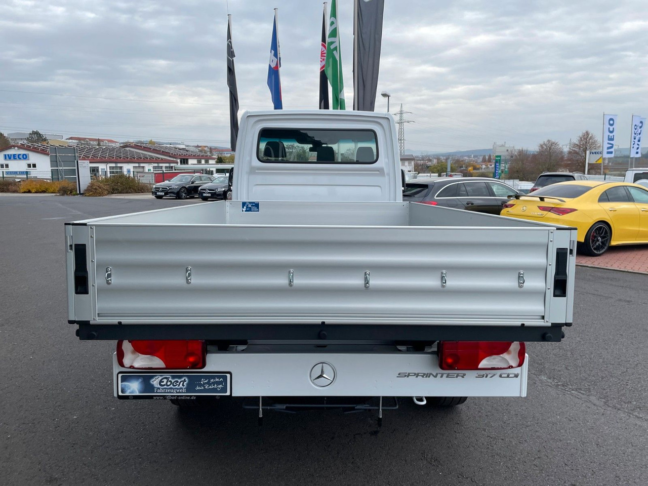 Mercedes-Benz Sprinter 317 CDI 9G 3665 Klima - Dostavno vozilo s ravnom platformom: slika Mercedes-Benz Sprinter 317 CDI 9G 3665 Klima - Dostavno vozilo s ravnom platformom Mercedes-Benz Sprinter 317 CDI 9G 3665 Klima - Dostavno vozilo s ravnom platformom: slika Mercedes-Benz Sprinter 317 CDI 9G 3665 Klima - Dostavno vozilo s ravnom platformom