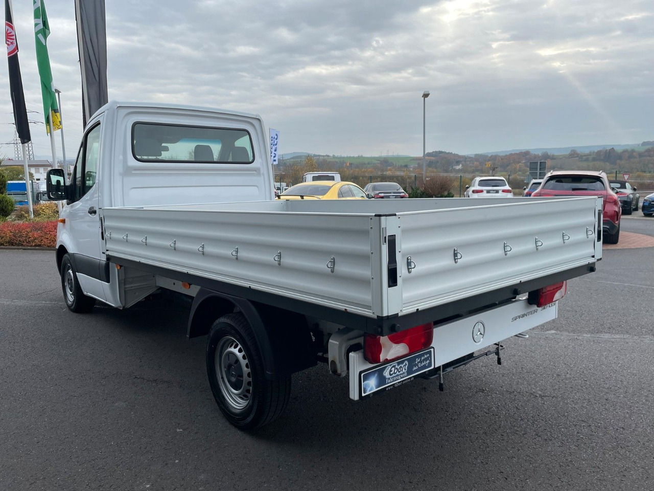 Mercedes-Benz Sprinter 317 CDI 9G 3665 Klima - Dostavno vozilo s ravnom platformom: slika Mercedes-Benz Sprinter 317 CDI 9G 3665 Klima - Dostavno vozilo s ravnom platformom Mercedes-Benz Sprinter 317 CDI 9G 3665 Klima - Dostavno vozilo s ravnom platformom: slika Mercedes-Benz Sprinter 317 CDI 9G 3665 Klima - Dostavno vozilo s ravnom platformom