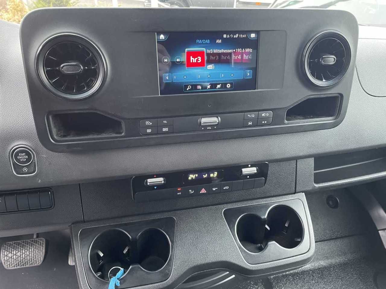 Putnički kombi Mercedes-Benz Sprinter 317 CDI DoKa/Mixto Autom AHK3,5 Klima: slika Putnički kombi Mercedes-Benz Sprinter 317 CDI DoKa/Mixto Autom AHK3,5 Klima