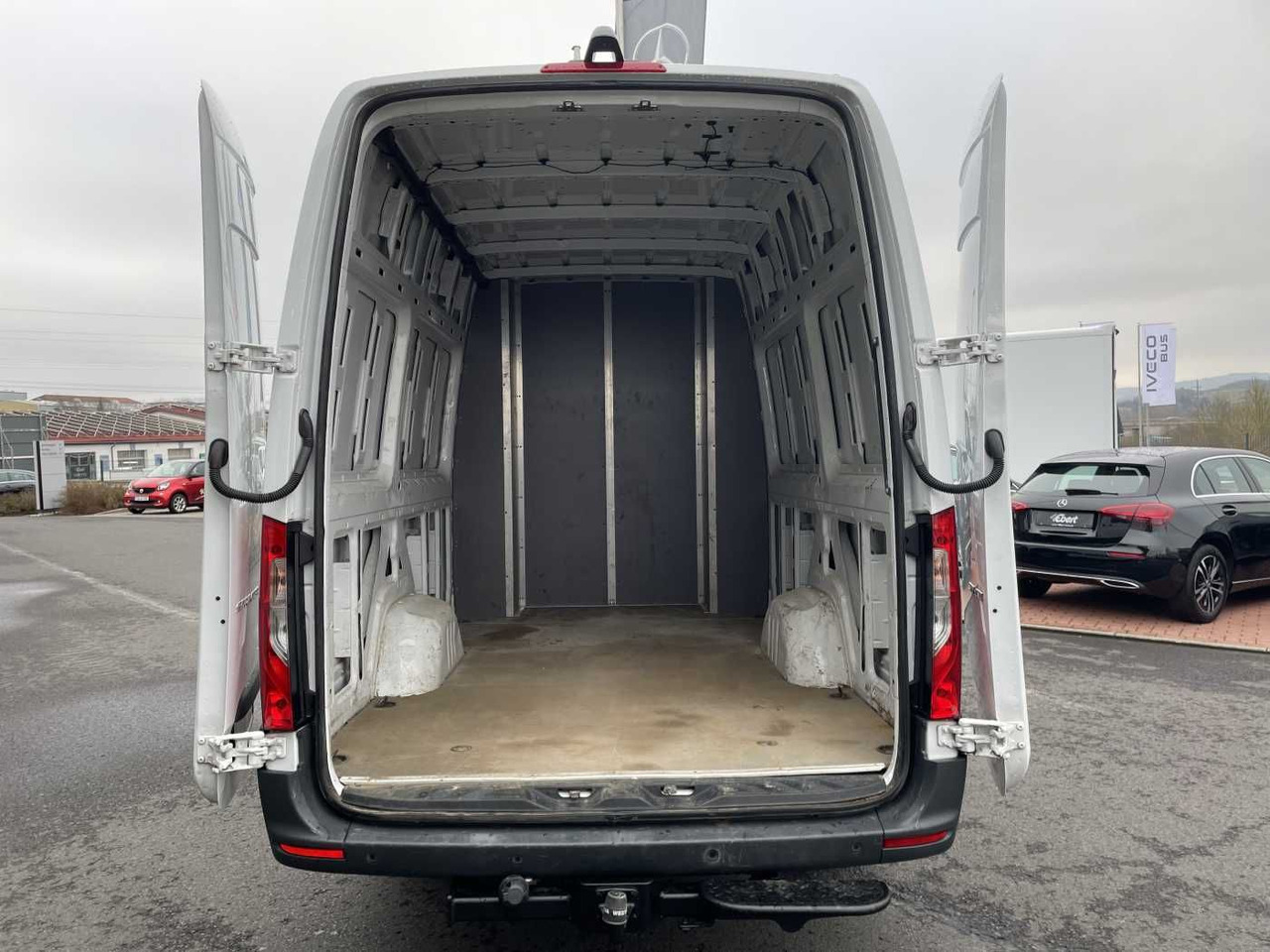 Putnički kombi Mercedes-Benz Sprinter 317 CDI DoKa/Mixto Autom AHK3,5 Klima: slika Putnički kombi Mercedes-Benz Sprinter 317 CDI DoKa/Mixto Autom AHK3,5 Klima